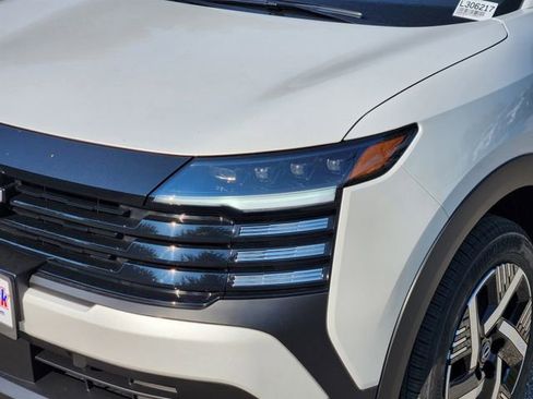 New 2026 Nissan Kicks SV image 6