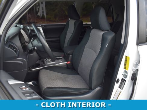 Used 2016 Toyota 4Runner SR5 image 8