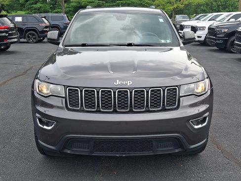 Certified 2017 Jeep Grand Cherokee Laredo w/ Quick Order Package 23E AWD/4WD image 2