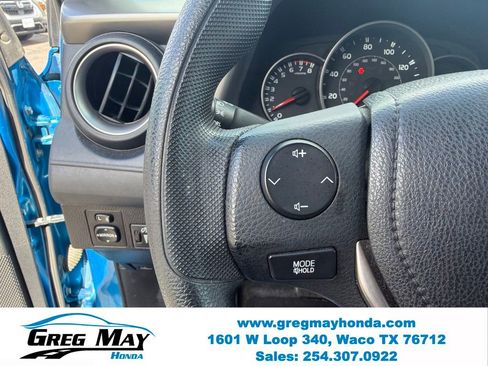 Used 2016 Toyota RAV4 LE FWD image 15