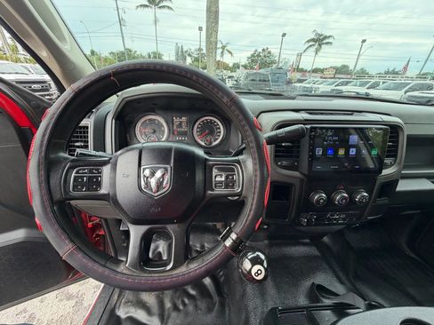 Used 2018 RAM 5500 Tradesman w/ Chrome Appearance Group RWD image 11