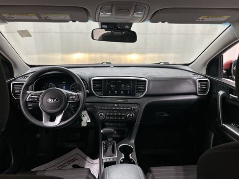 Used 2020 Kia Sportage LX w/ LX Popular Package image 18