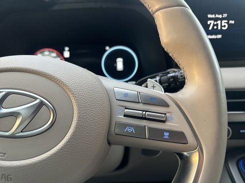 Used 2023 Hyundai Palisade Limited image 12