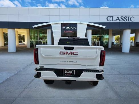 Used 2025 GMC Sierra 2500 Denali w/ Denali Reserve Package AWD/4WD image 7