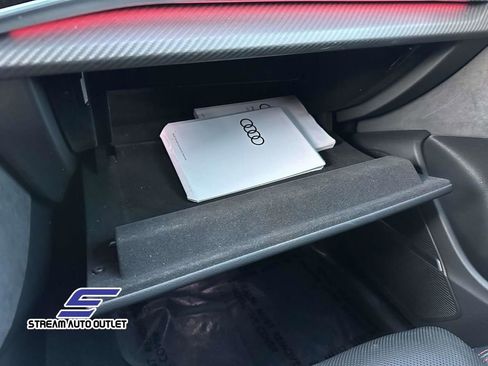 Used 2024 Audi RS Q8 image 34