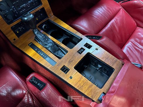 Used 1987 Chevrolet Corvette Coupe RWD image 30