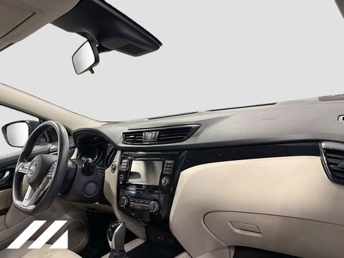 Used 2019 Nissan Rogue Sport SV AWD/4WD image 27