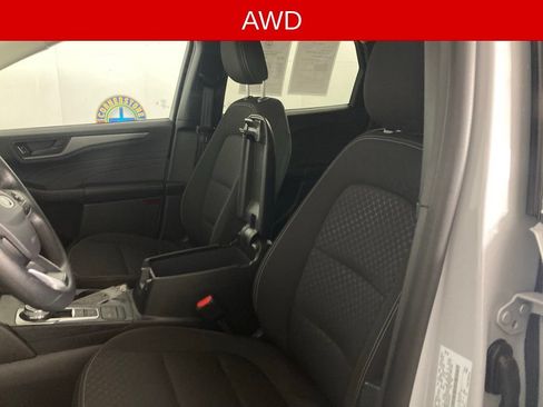 Used 2025 Ford Escape Active AWD/4WD image 11