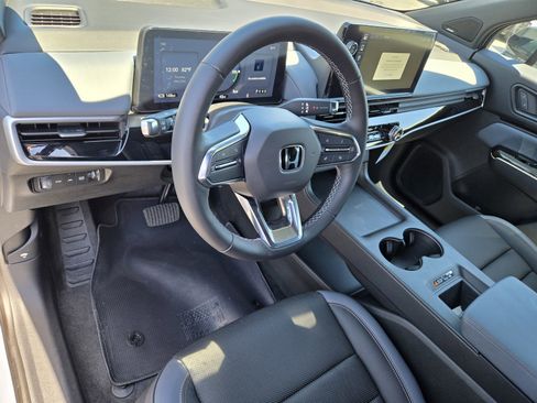Used 2024 Honda Prologue Elite image 12