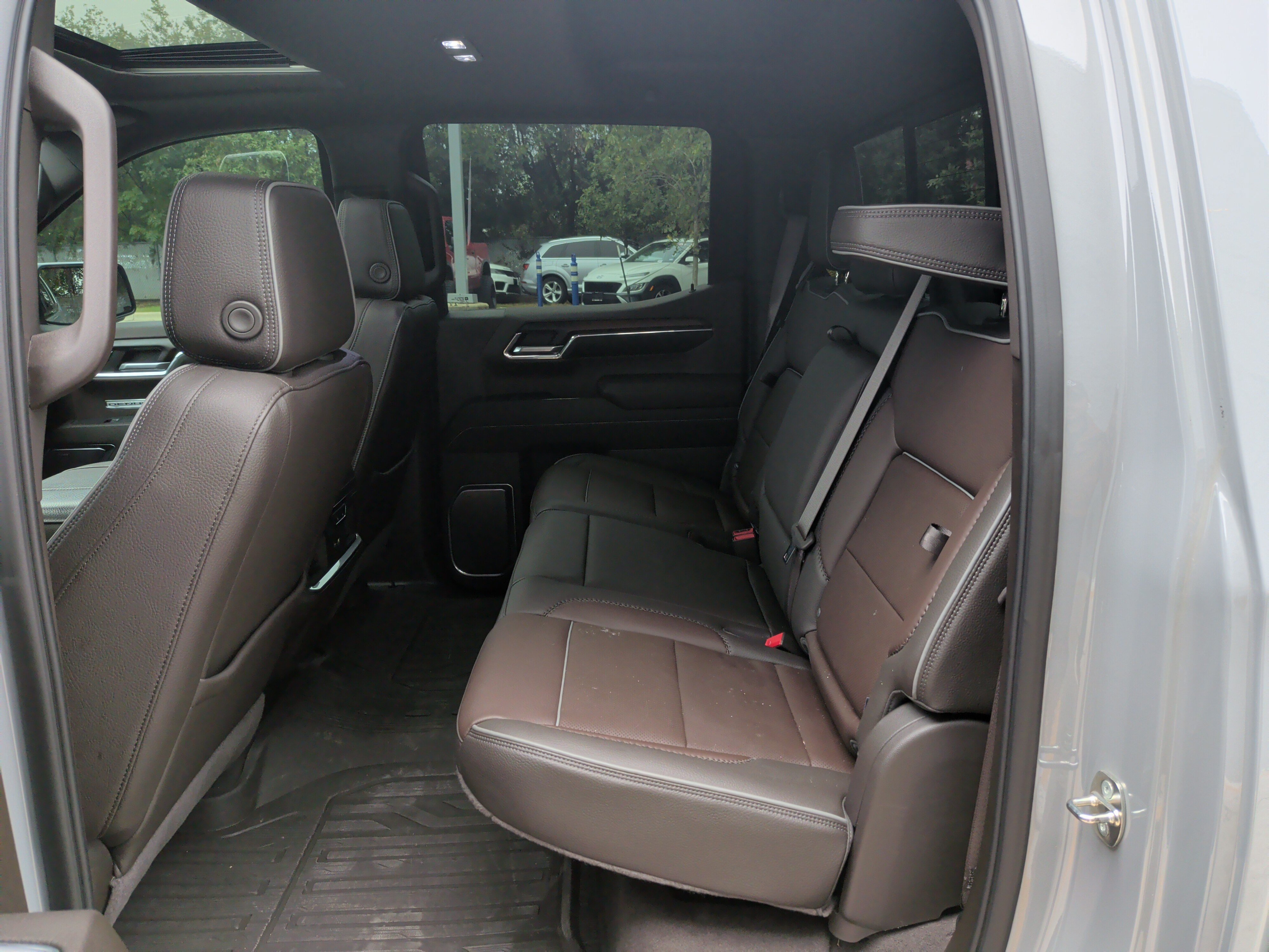 Used 2024 GMC Sierra 1500 Denali w/ Denali Reserve Package AWD/4WD image 31