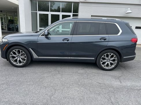 Used 2020 BMW X7 xDrive40i w/ Premium Package AWD/4WD image 2