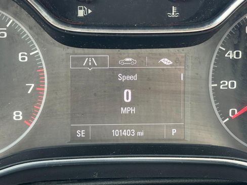 Used 2019 Chevrolet Cruze LS w/ LS Convenience Package FWD image 20