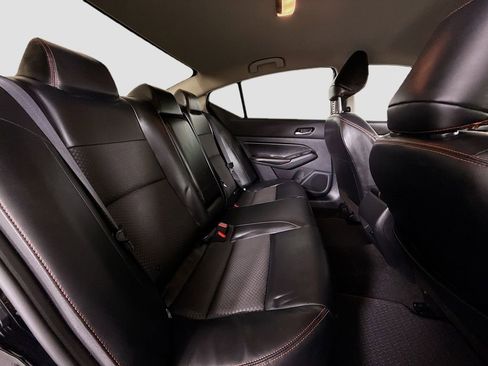 Used 2024 Nissan Altima 2.5 SR image 17