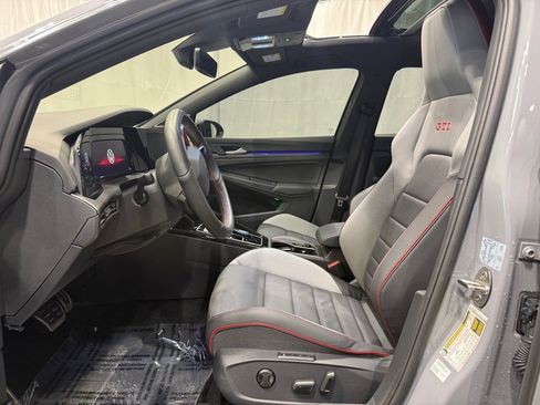 Used 2024 Volkswagen GTI Autobahn image 22