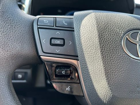 Certified 2025 Toyota Camry LE image 20