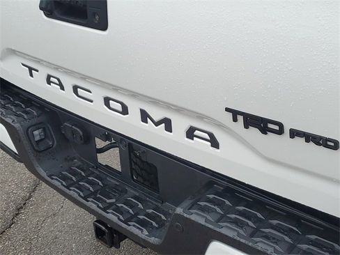 Used 2023 Toyota Tacoma TRD Pro image 33