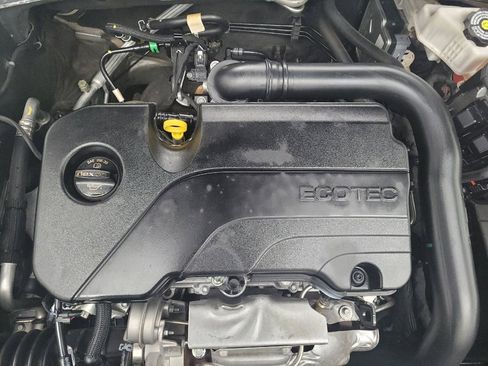 Used 2023 Chevrolet Malibu LS image 30