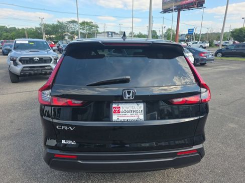 Used 2023 Honda CR-V EX image 6