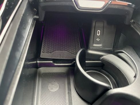 Used 2024 Mercedes-Benz GLC 300 4MATIC image 26