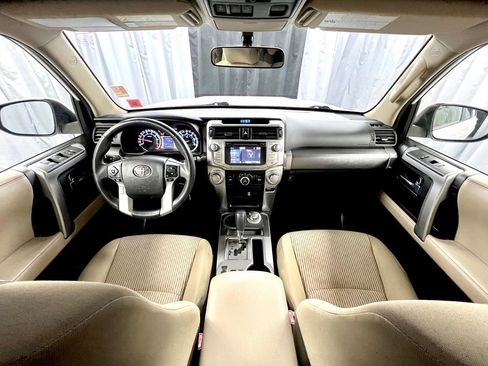 Used 2017 Toyota 4Runner SR5 image 18