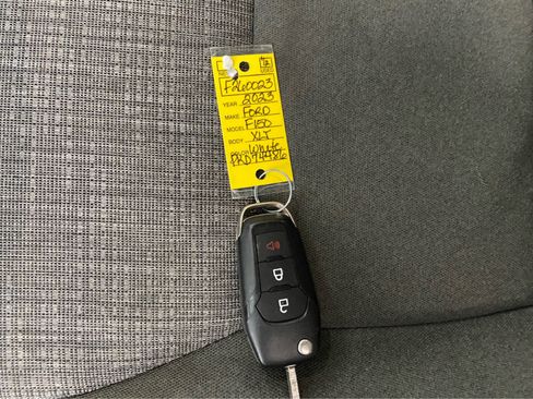 Used 2023 Ford F150 XLT image 40