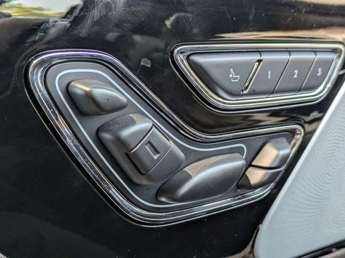 Used 2023 Lincoln Aviator Reserve w/ Equipment Group 201A RWD image 21