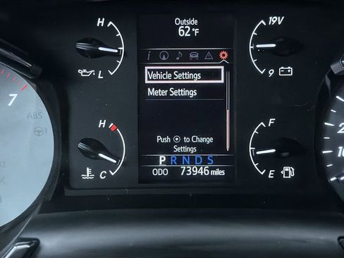 Used 2018 Toyota Sequoia Limited w/ Safety & Convenience Package AWD/4WD image 26