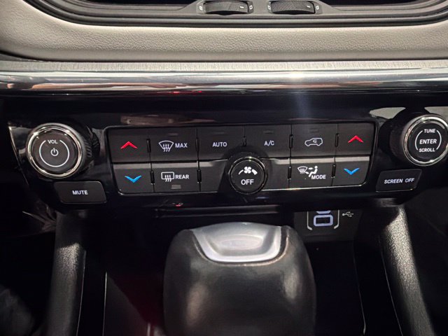 Used 2022 Jeep Compass Limited w/ Elite Group AWD/4WD image 27