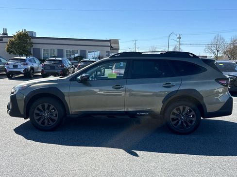 Certified 2025 Subaru Outback Onyx Edition AWD/4WD image 4