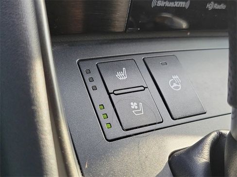 Used 2023 Lexus IS 500 image 11