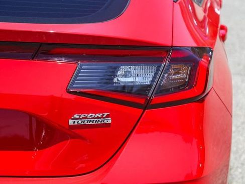 Used 2023 Honda Civic Sport Touring image 17