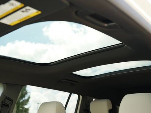 Certified 2026 Mercedes-Benz GLB 250 4MATIC image 29