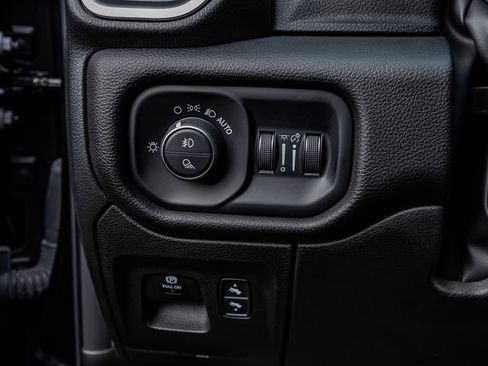 Used 2025 RAM 1500 Lone Star image 22