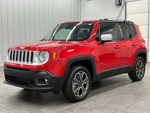 Used 2018 Jeep Renegade Limited w/ UConnect 8.4 Nav Group AWD/4WD image 5