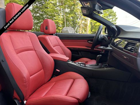 Used 2013 BMW 335i Convertible RWD image 6
