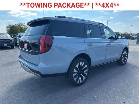New 2025 Ford Expedition Platinum w/ Platinum Ultimate Package image 9