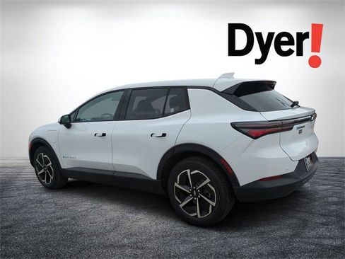 New 2026 Chevrolet Equinox EV LT image 6