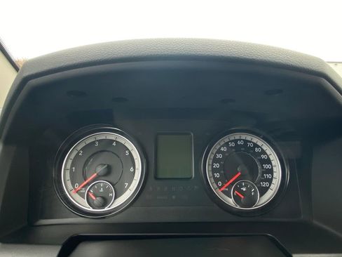 Used 2020 RAM 1500 Classic SLT image 24