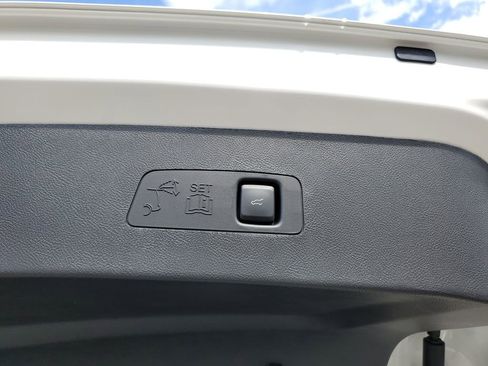 New 2026 Lincoln Corsair Grand Touring AWD/4WD image 7