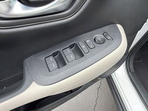 New 2026 Honda HR-V LX image 20