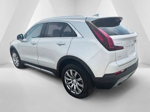 Used 2022 Cadillac XT4 Premium Luxury w/ Driver Awareness Package AWD/4WD image 4