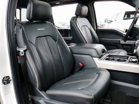 Used 2022 Ford F250 Platinum w/ Tremor Off-Road Package image 37