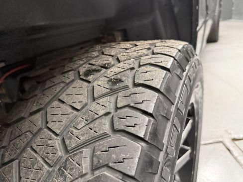 Used 2014 Ford F150 XLT w/ Equipment Group 302A Luxury AWD/4WD image 18
