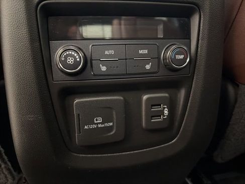 Used 2019 Buick Enclave Avenir w/ Avenir Technology Package AWD/4WD image 21