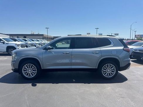 Used 2024 GMC Acadia Denali FWD image 8