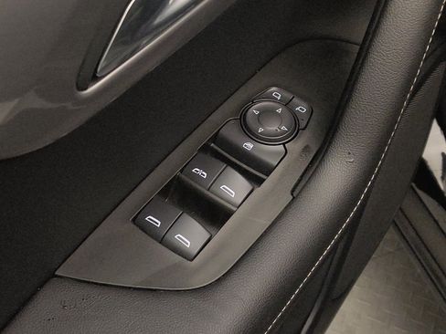 Used 2025 Chevrolet Blazer LT FWD image 27