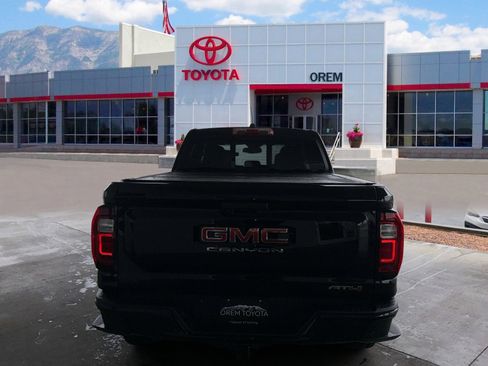 Used 2023 GMC Canyon AT4 w/ AT4 Premium Package AWD/4WD image 4
