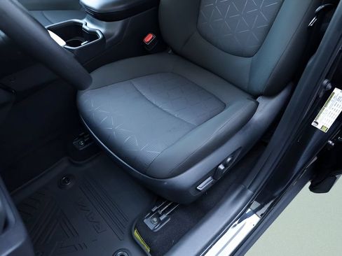 Certified 2025 Toyota RAV4 XLE AWD/4WD image 16