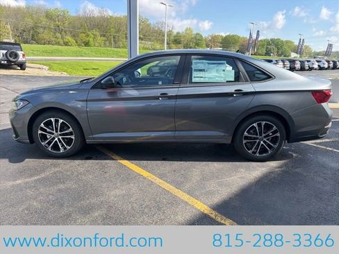 New 2026 Volkswagen Jetta Sport FWD image 4