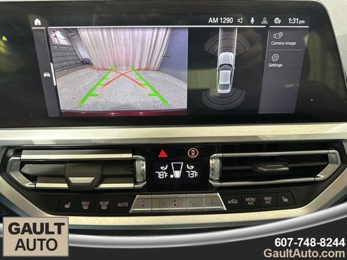 Used 2022 BMW 330i xDrive Sedan w/ Premium Package image 10